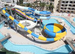 Отели Кипра с Аквапарком для детей все включено. Водные горки.