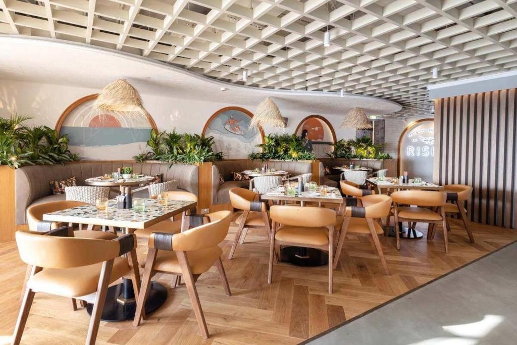 ОАЭ, Палм Джумейра, Дубай, 1-я линия до моря 