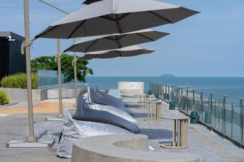 Тайланд, Джомтьен, 1-я линия до моря 