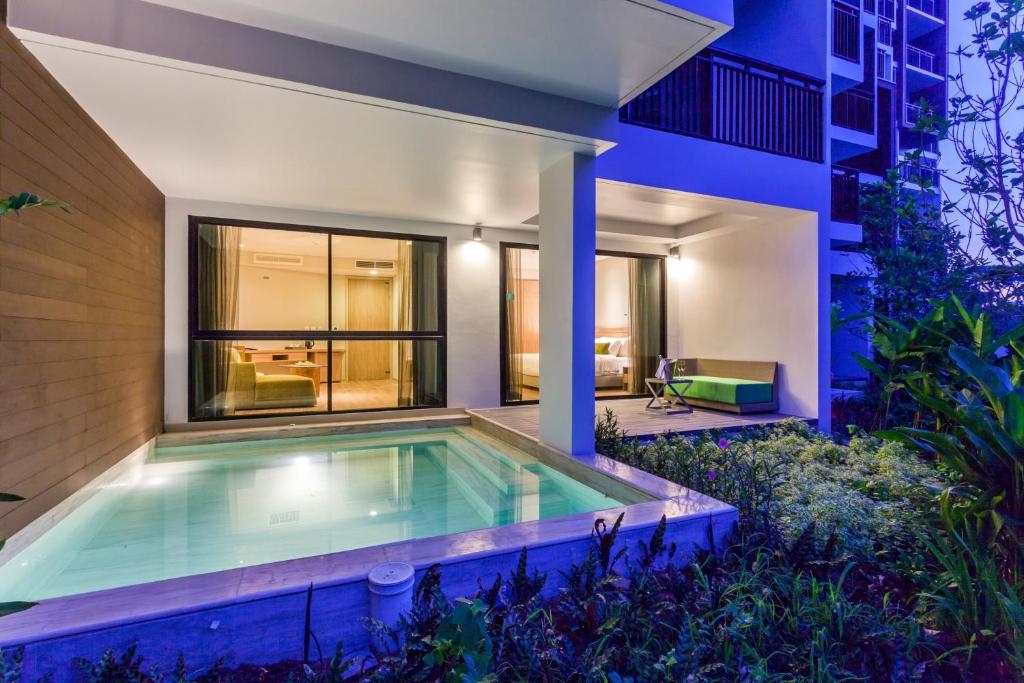 Таиланд, Джомтьен, рядом с морем  