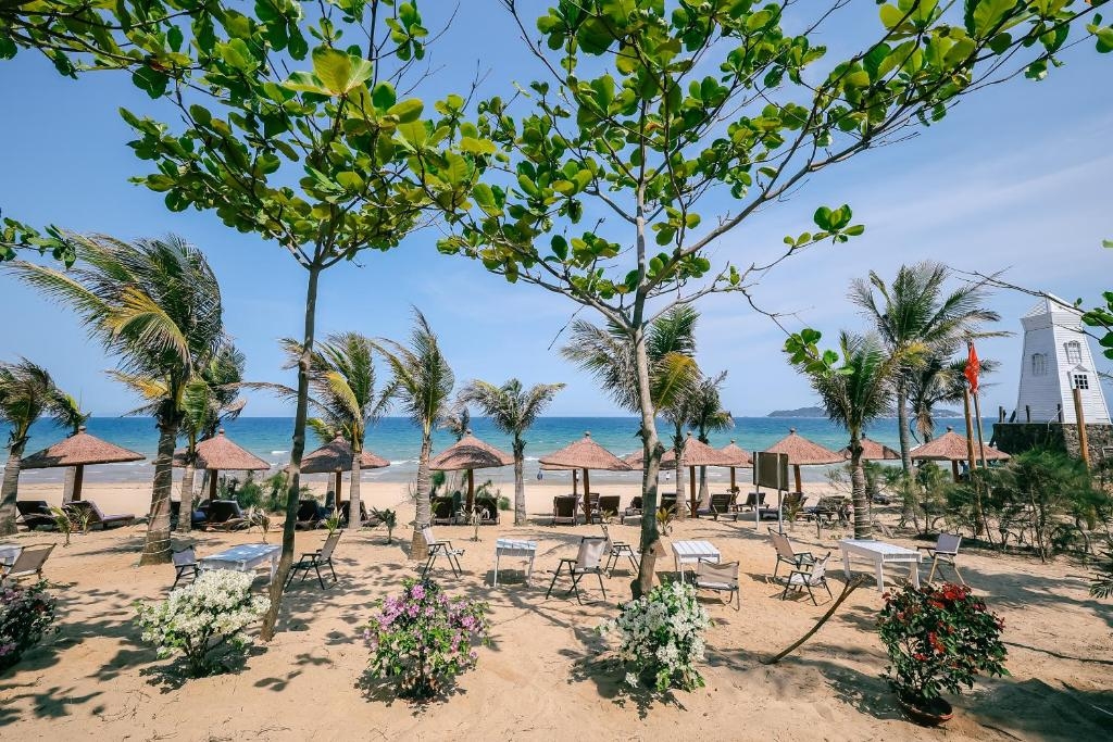 Китай, о. Хайнань, 1-я линия  